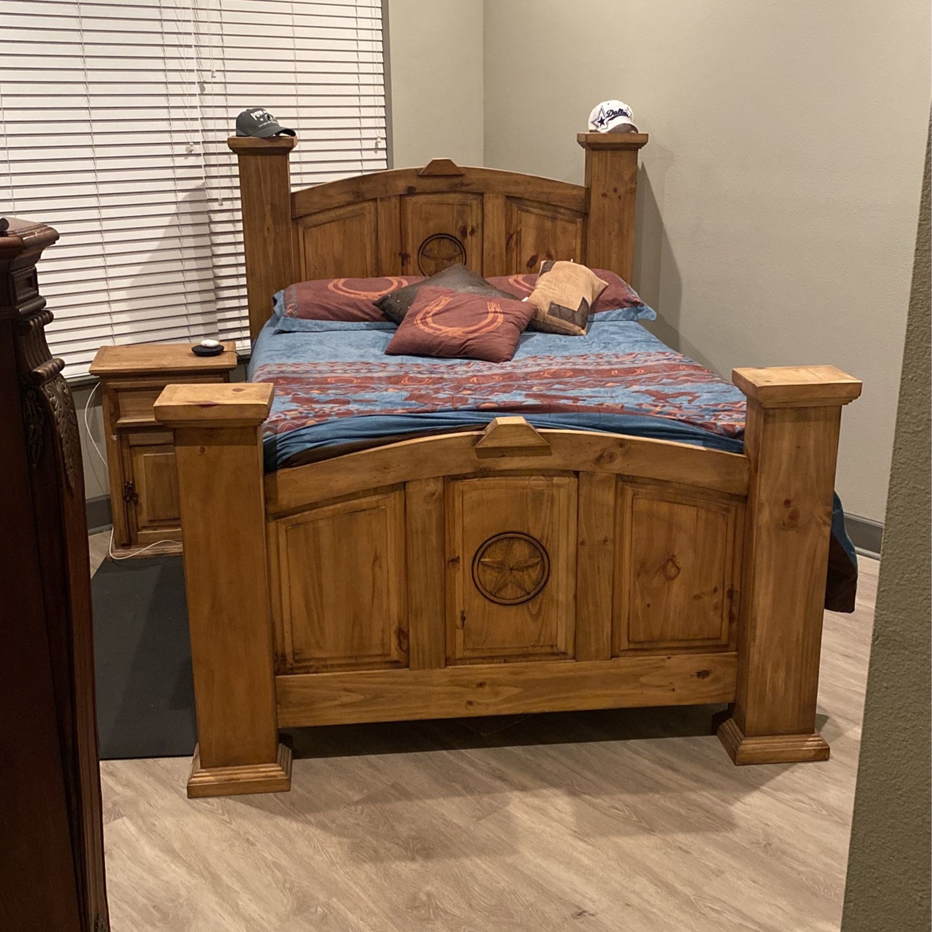 Texas Star Full Size Bed & Nightstand 599.00 OBO for Sale in Fort Worth ...