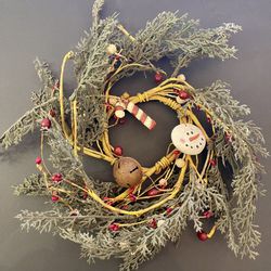 Cute Vintage-Look Wreath Or Candle Ring - 12”