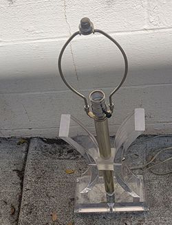 Lucite lamp batwing