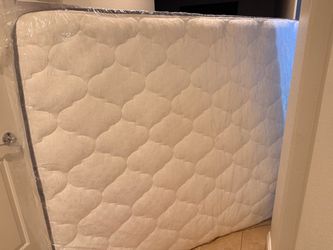Vesgantti 10 Inch Queen Size Mattress 50.00