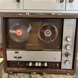 Sanyo Tape Recorder Model MR-990