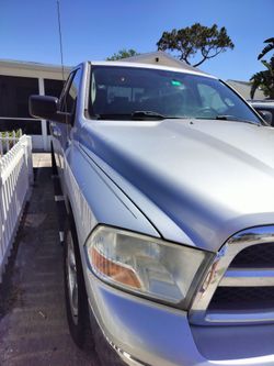 RAM 1500 SLT