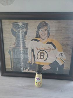 Bobby Orr autographed framed rare picture