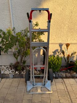 Milwaukee 1,000 lbs. Capacity 4-in-1 Hand Truck