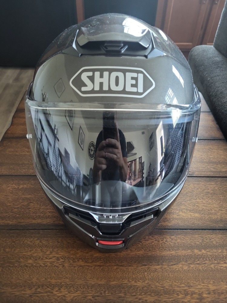 SHOEI NEOTEC 3 Motorcycle Helmet (Medium)