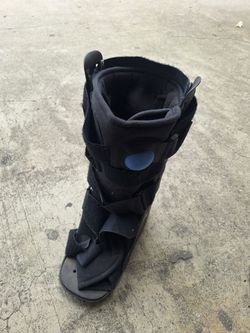 Medical boot