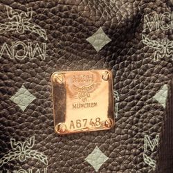 Duffle Bag MCM 600 each used