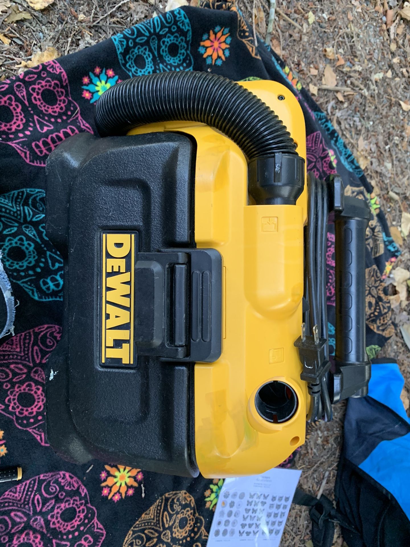 DeWalt Wet/Dry Vac for Sale in Redmond, WA OfferUp
