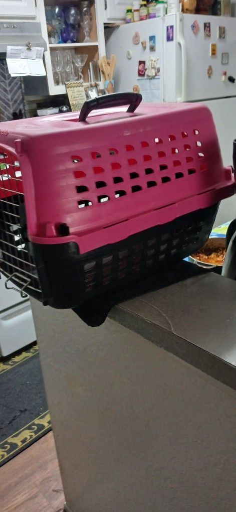 Going Place small cat cage or dog cage