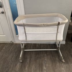 Bassinet 