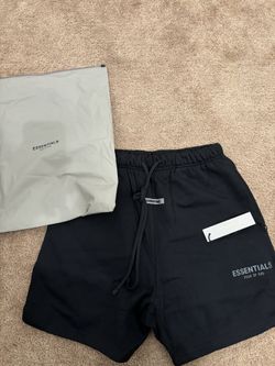Black Fear of God Essentials Sweatshorts Stretch Size Large (L), BRAND NEW