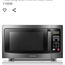 Toshiba Countertop Microwave  1.2 Cu Ft 1100 Watt