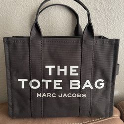 The Medium Tote Marc Jacobs 