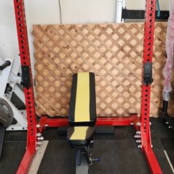 NEW Squat Rack Commercial Grade