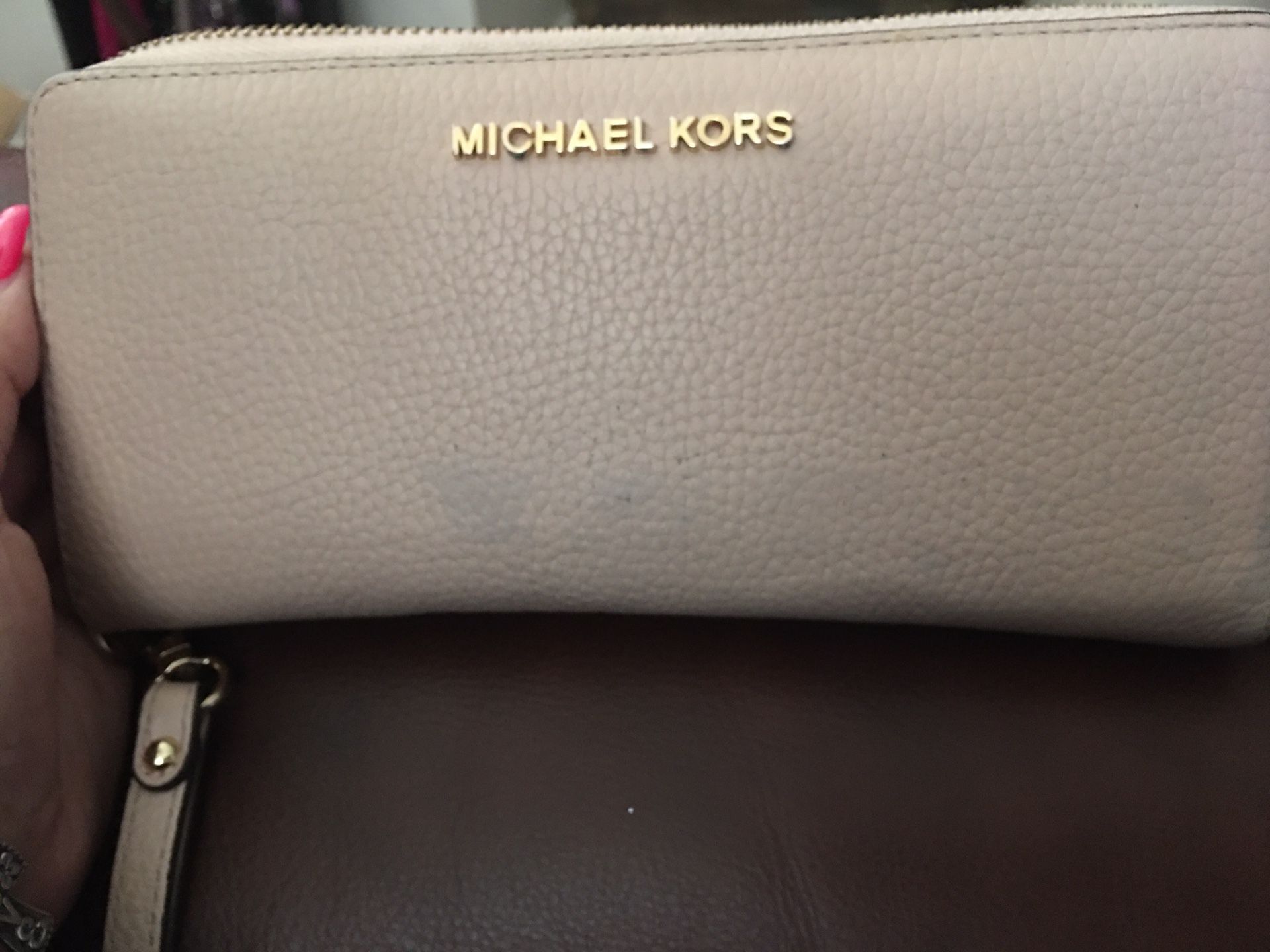 Michael kors wristlet wallet light pink