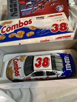 Elliot Sadler