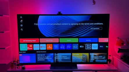LG C5 77” OLED + Govee TV Backlight 3 Pro — Excellent Condition