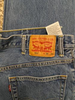 Levi 550 Relaxed Fit 38 x 34