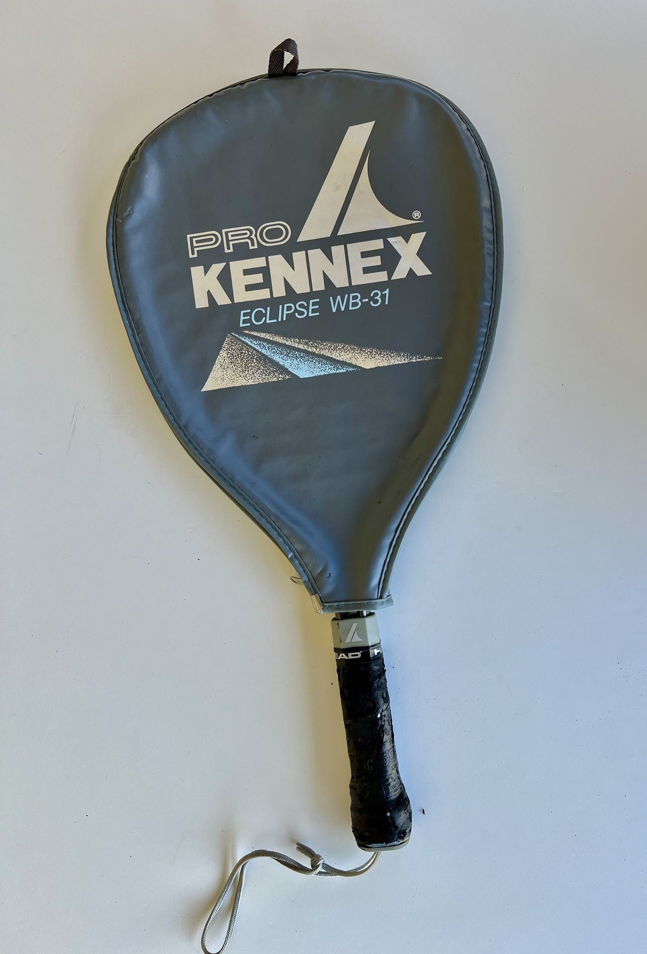Pro Kennex Eclipse WB-31 Racquetball racquet with zippered case