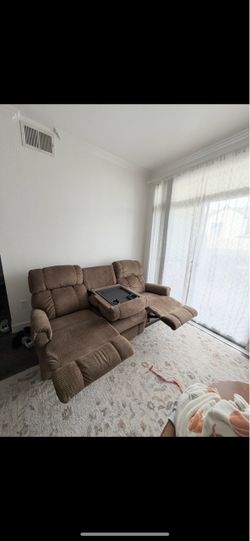Reclinable Couch