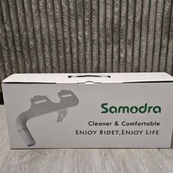 Ultra-Slim Minimalist Bidet Toilet Non-Electric Dual Nozzle Seat Attachment