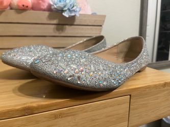 Silver flats size 6.5/7 with gems