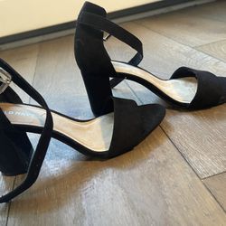 Black Suede Heels With Ankle Strap. Size 7