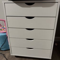 5 White Drawers Dresser 