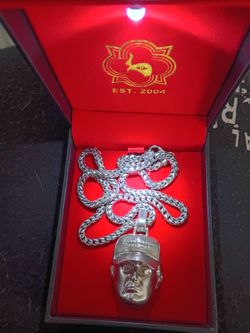 Donald Trump chain