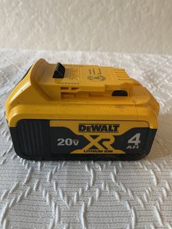 DEWALT 20-Volt MAX XR Premium Lithium-Ion 4.0Ah Battery