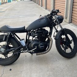 PLEASE READ BEFORE RESPONDING!!!Suzuki Cafe Race