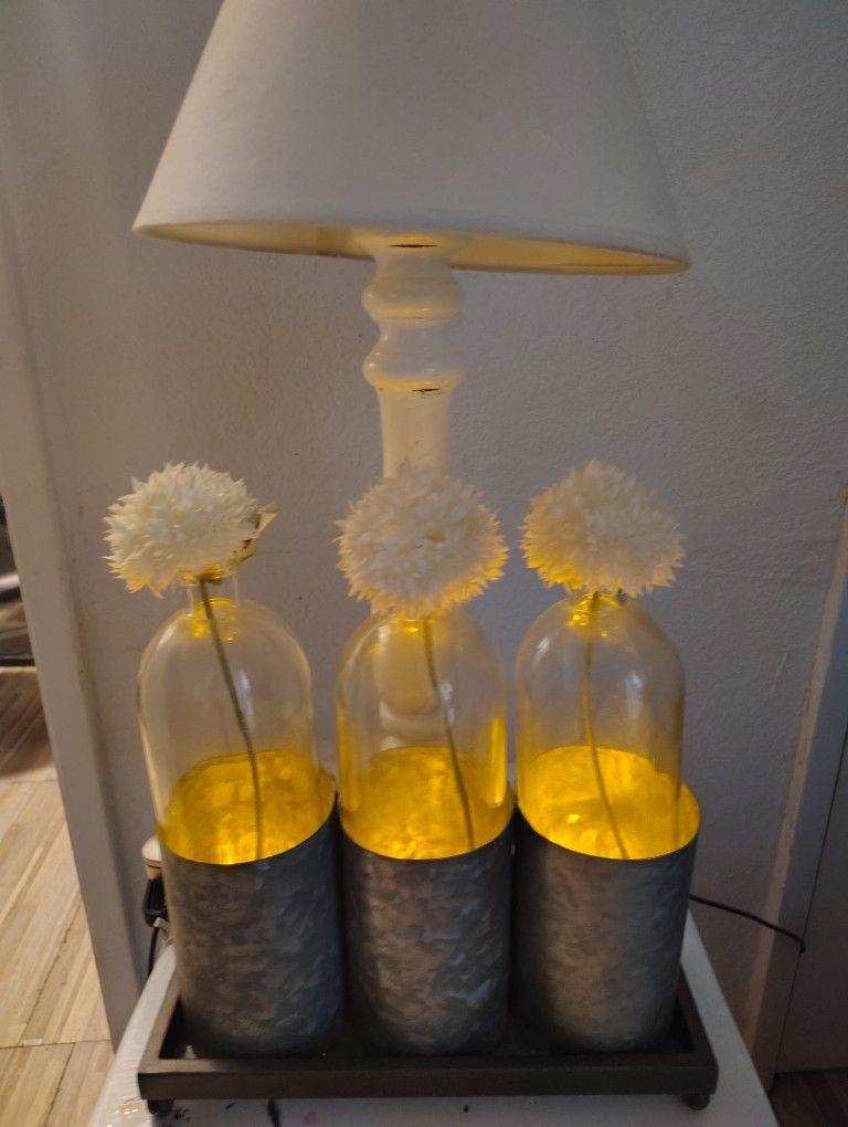 Beautiful Tea Light Candle Light Flower N Vases