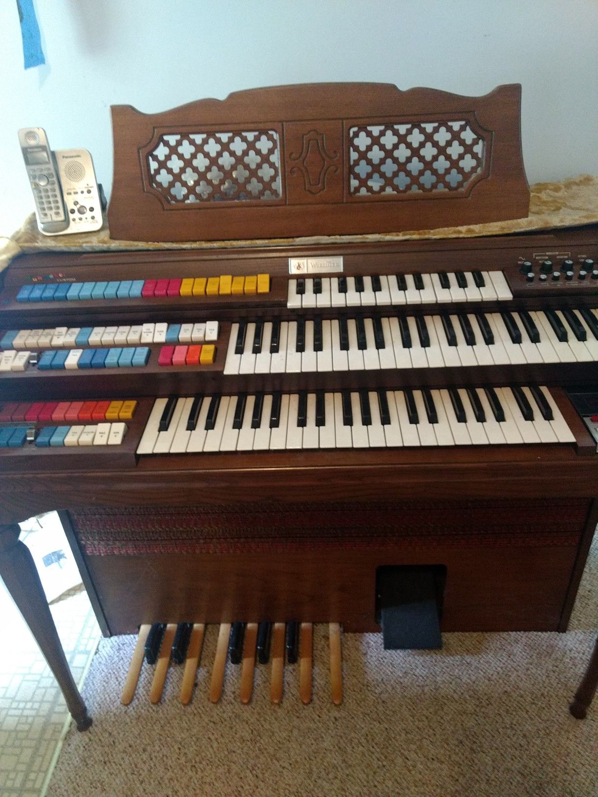 Wurlitzer Organ Orbit III Synthesizer