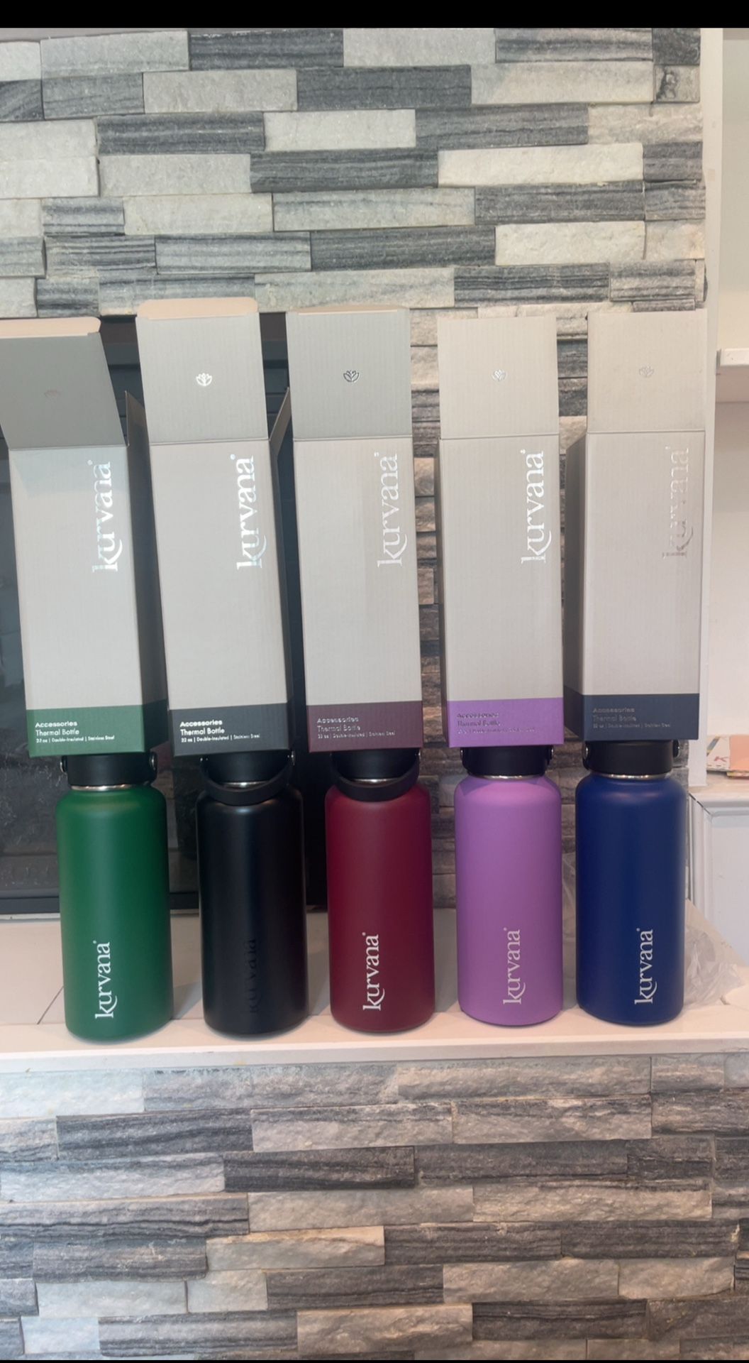 32 oz Insulated Sports Bottle - Stainless Steel Temperature Control Thermos