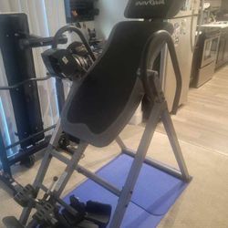 Innova Inclice Table