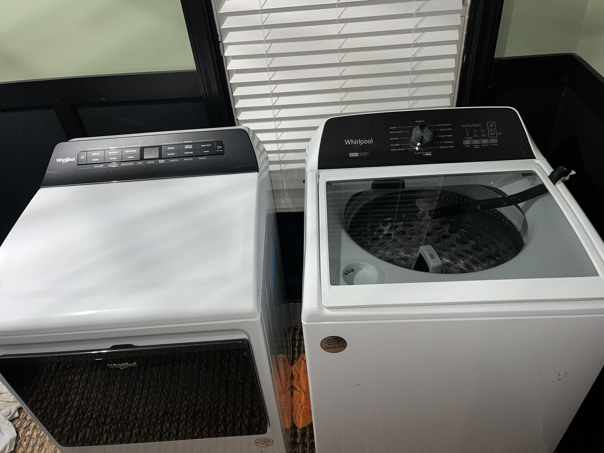 Whirlpool Washer And Dryer 