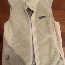 Women’s Patagonia Fleece Vest (small)