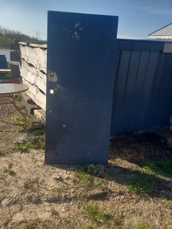 36X80 Steel Door W Door Handle & Deadbolt Cut Out