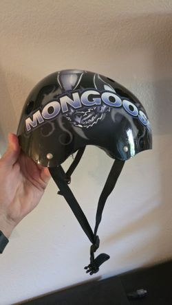 Mongoose Helmet