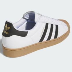 Brand New New Size 12 men's Adidas Superstar w/Gum shell