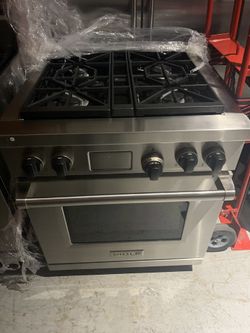 Wolf 30 df304 like new