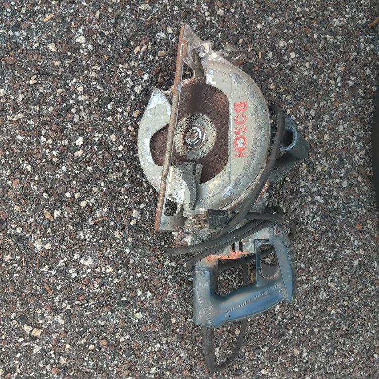 Bosch Worm Drive Circular Saw