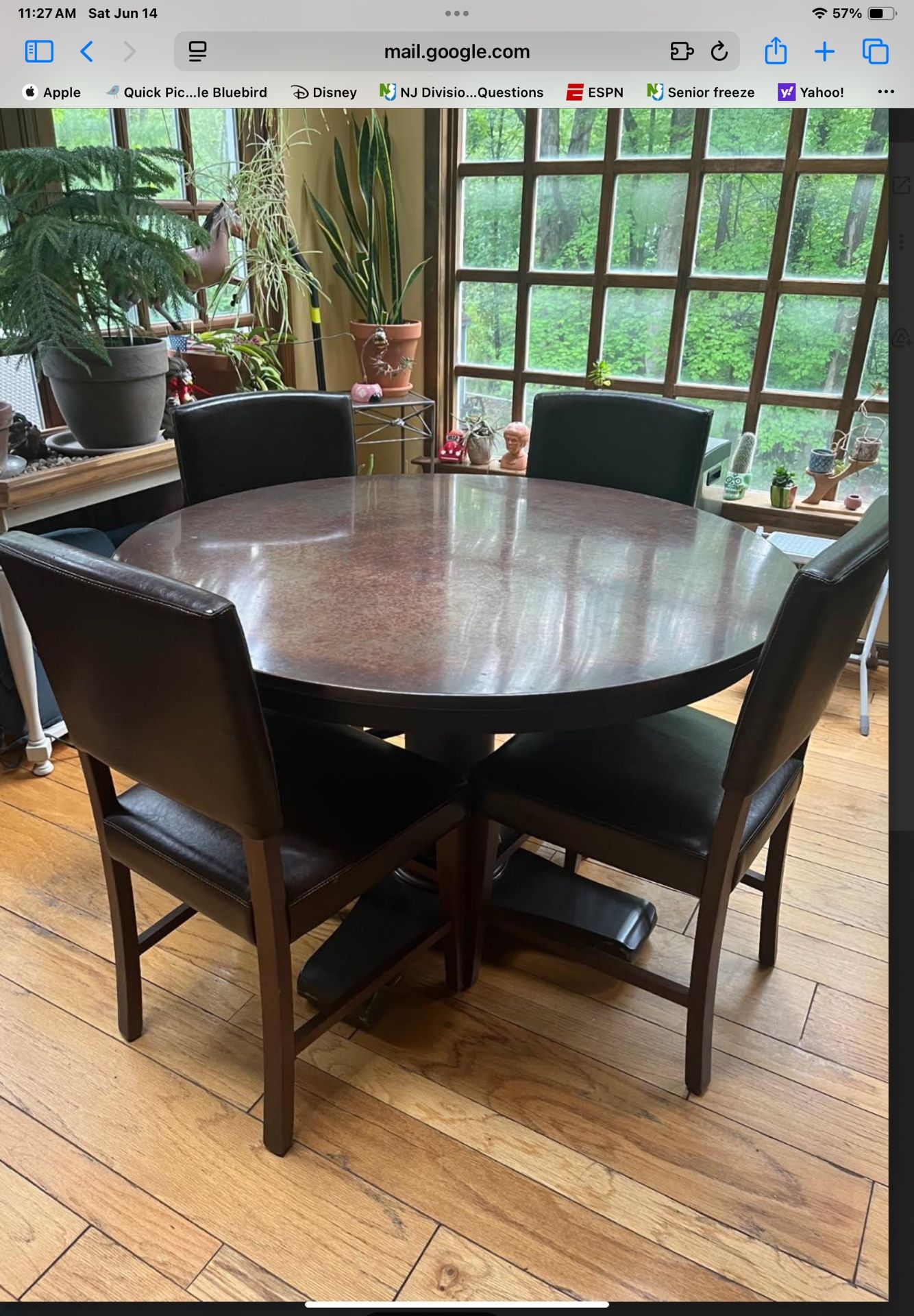 46” Inch Table and Chairs