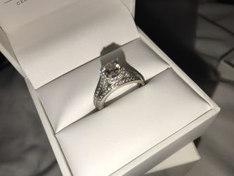 14K engagement ring with wedding band