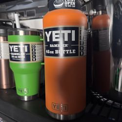 Yeti King Crab rambler Bottle