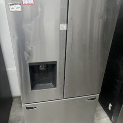 Major scratch/dent BUT WORKS PERFECT! Brand new LG Refrigerator 