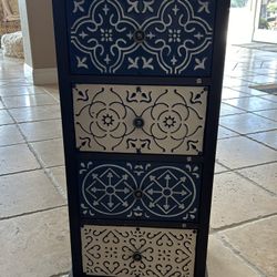 New Wayfair Solid Wood Dresser End Table Chest