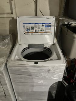 Bravos X™ Top Load Washer with Low Water Wash