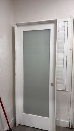 Puerta de interiors