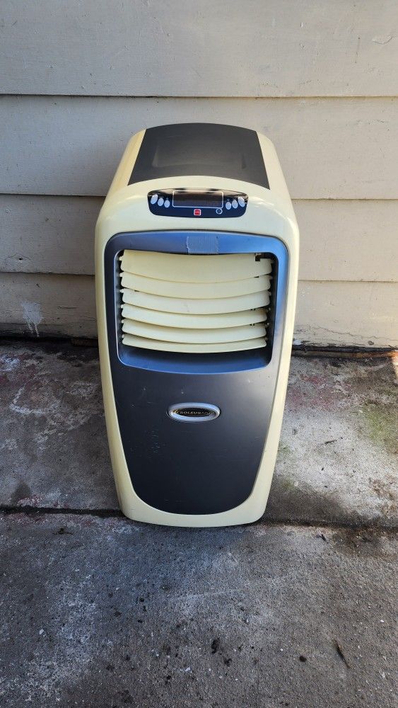 900 BTU Portable Air Conditioner